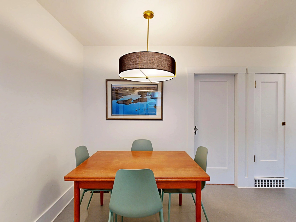 Family Room Photo of 2640 Mcgill Street, Vancouver, BC