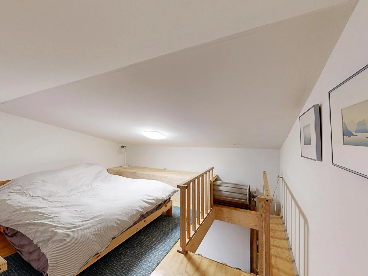 Front Yard Photo of 2640 Mcgill Street, Vancouver, BC