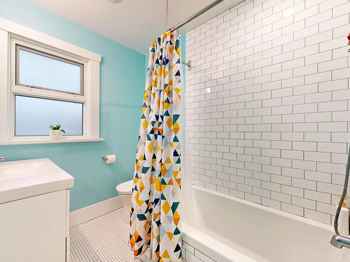 Kitchen Photo of 2640 Mcgill Street, Vancouver, BC