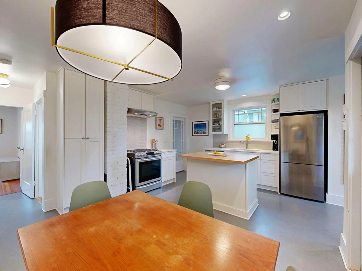 Living Room Photo of 2640 Mcgill Street, Vancouver, BC