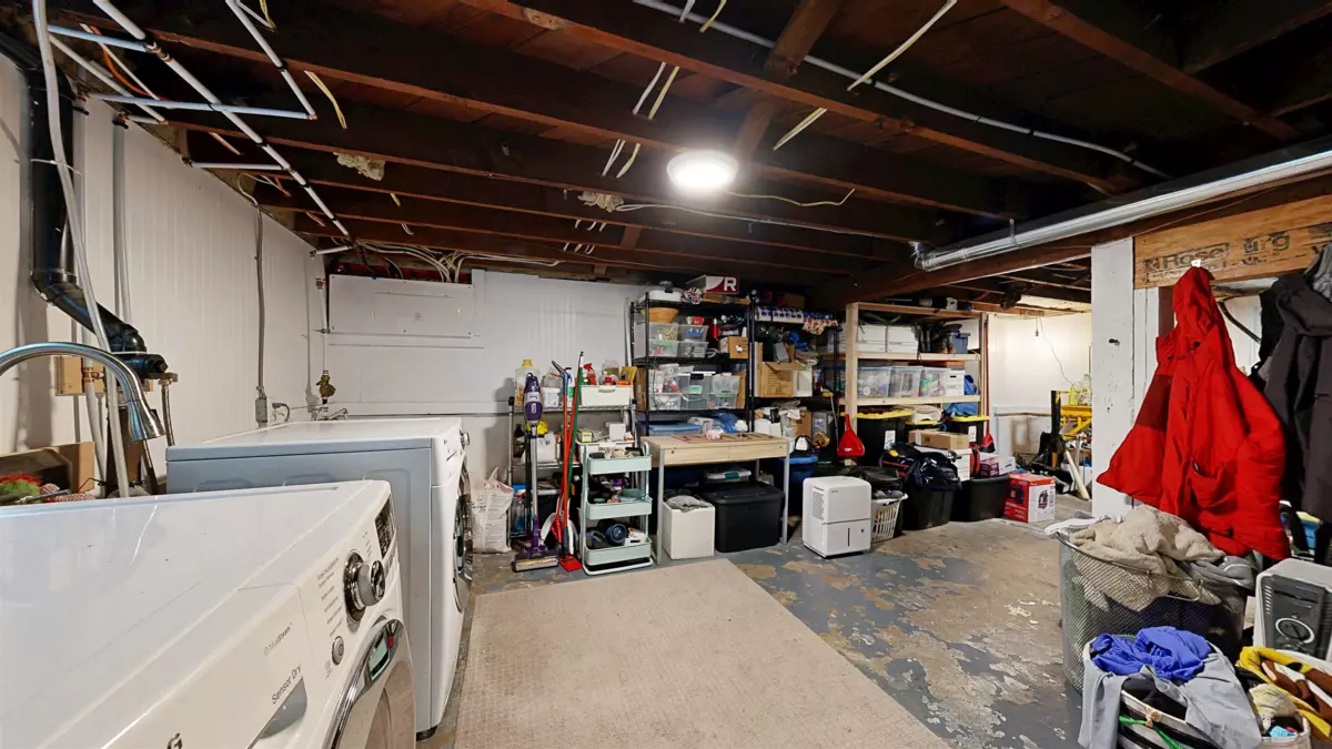 Outdoor Deck Photo of 2640 Mcgill Street, Vancouver, BC