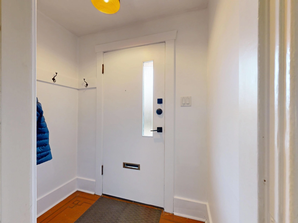 Primary Bathroom Photo of 2640 Mcgill Street, Vancouver, BC