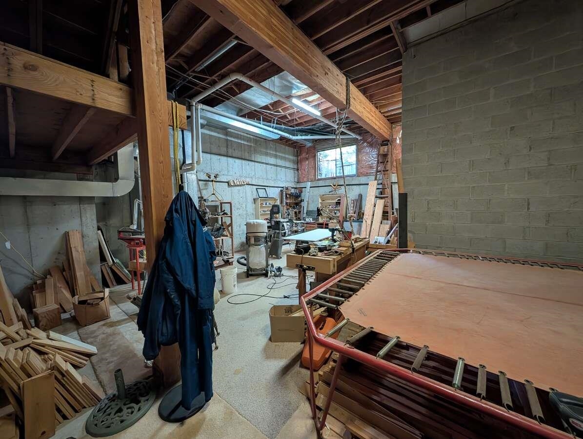 Garage Interior Photo of 1498 Chamberlain Drive, North Vancouver, BC
