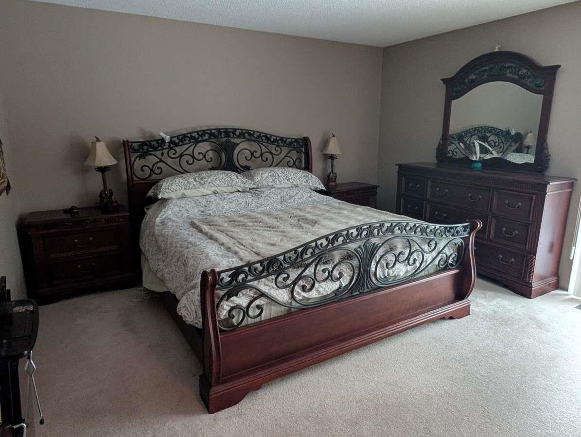 Powder Room Photo of 1498 Chamberlain Drive, North Vancouver, BC