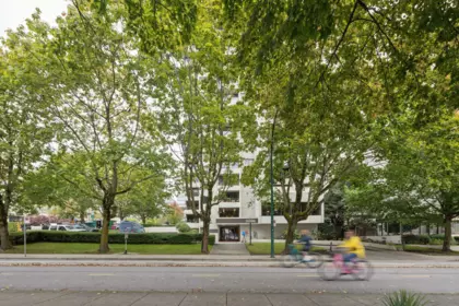 301 1995 Beach Avenue, Vancouver, BC, West End VW — 1 bed apartment/condo for sale