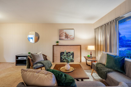 Family Room Photo of 11055 Oriole Drive, Surrey, BC