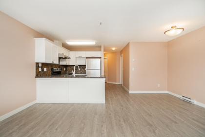 Kitchen Island Photo of 203 19705 56 Avenue, Langley, BC