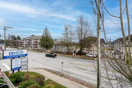 Loft / Bonus Room Photo of 203 19705 56 Avenue, Langley, BC