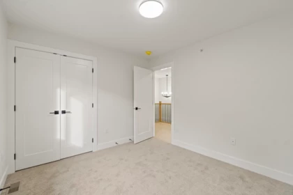 Laundry Room Photo of 32520 Higginbottom Court, Mission, BC