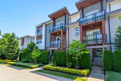37 7947 209 Street, Langley, BC, Langley — Townhouse for sale