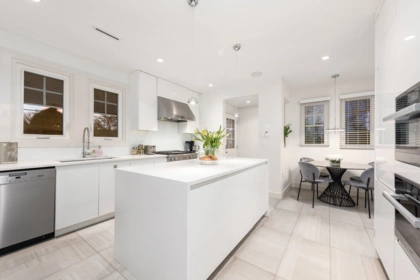 Breakfast Nook Photo of 1407 W 33rd Avenue, Vancouver, BC