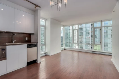 1115 161 W Georgia Street, Vancouver, BC, Vancouver — Apartment/Condo for sale