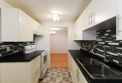 Kitchen Island Photo of 263 7293 Moffatt Road, Richmond, BC