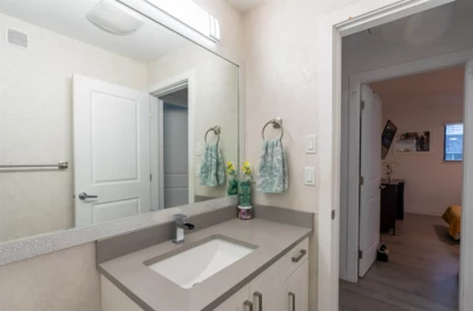 Powder Room Photo of 13933 90a Avenue, Surrey, BC