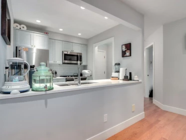 Kitchen Island Photo of 304 3711 Delbrook Avenue, North Vancouver, BC
