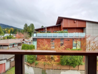 Office / Den Photo of 304 3711 Delbrook Avenue, North Vancouver, BC