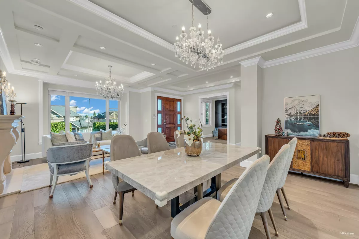 Kitchen Island Photo of 3369 Puget Drive, Vancouver, BC