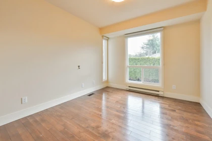 Entry Foyer Photo of 17 2345 Cranley Drive, Surrey, BC
