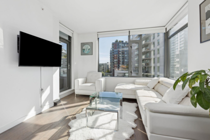 609 1688 Pullman Porter Street, Vancouver, BC, Vancouver — Apartment/Condo for sale