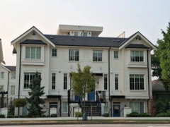 922 W 49th Avenue, Vancouver, BC