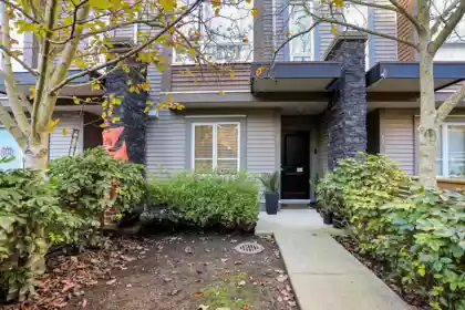 21 5888 144 Street, Surrey, BC, Surrey — Townhouse for sale