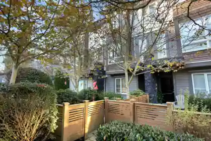 Outdoor Patio Photo of 21 5888 144 Street, Surrey, BC