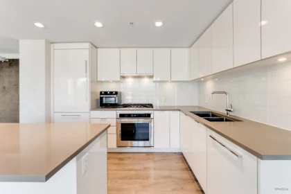 3607 2388 Madison Avenue, Burnaby, BC, Burnaby — Apartment/Condo for sale