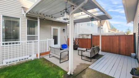 Basement Recreation Room Photo of 15136 61a Avenue, Surrey, BC