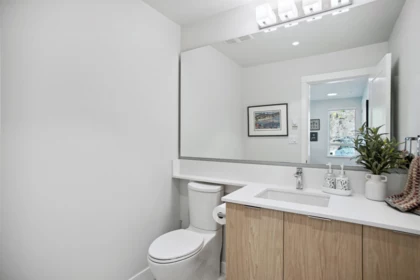Guest Bathroom Photo of 41201 Highline Place, Squamish, BC