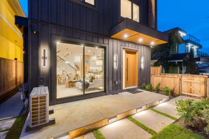 1 1945 E 13th Avenue, Vancouver, BC, Vancouver — Half Duplex for sale
