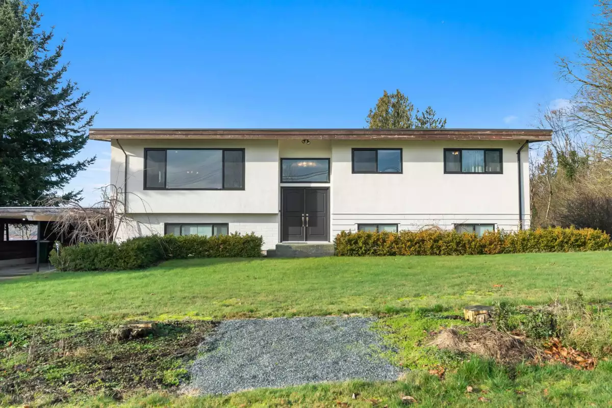 Loft / Bonus Room Photo of 681 Bradner Road, Abbotsford, BC