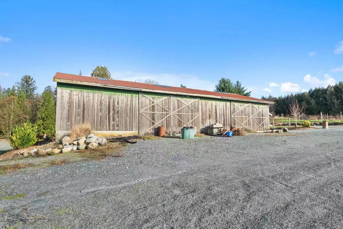 Outdoor Kitchen Photo of 681 Bradner Road, Abbotsford, BC