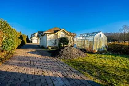 Garden / Landscaping Photo of 3302 168 Street, Surrey, BC