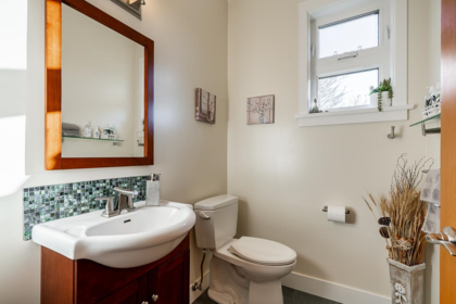 Mudroom Photo of 3302 168 Street, Surrey, BC