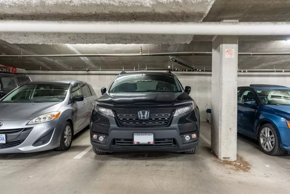 Garden / Landscaping Photo of 103 1988 Suffolk Avenue, Port Coquitlam, BC