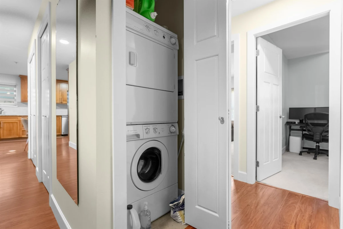 Powder Room Photo of 103 1988 Suffolk Avenue, Port Coquitlam, BC