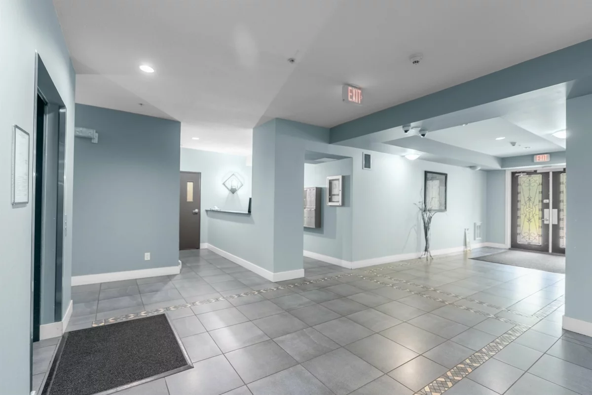 Swimming Pool Photo of 103 1988 Suffolk Avenue, Port Coquitlam, BC