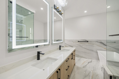 Mudroom Photo of 23685 131a Avenue, Maple Ridge, BC
