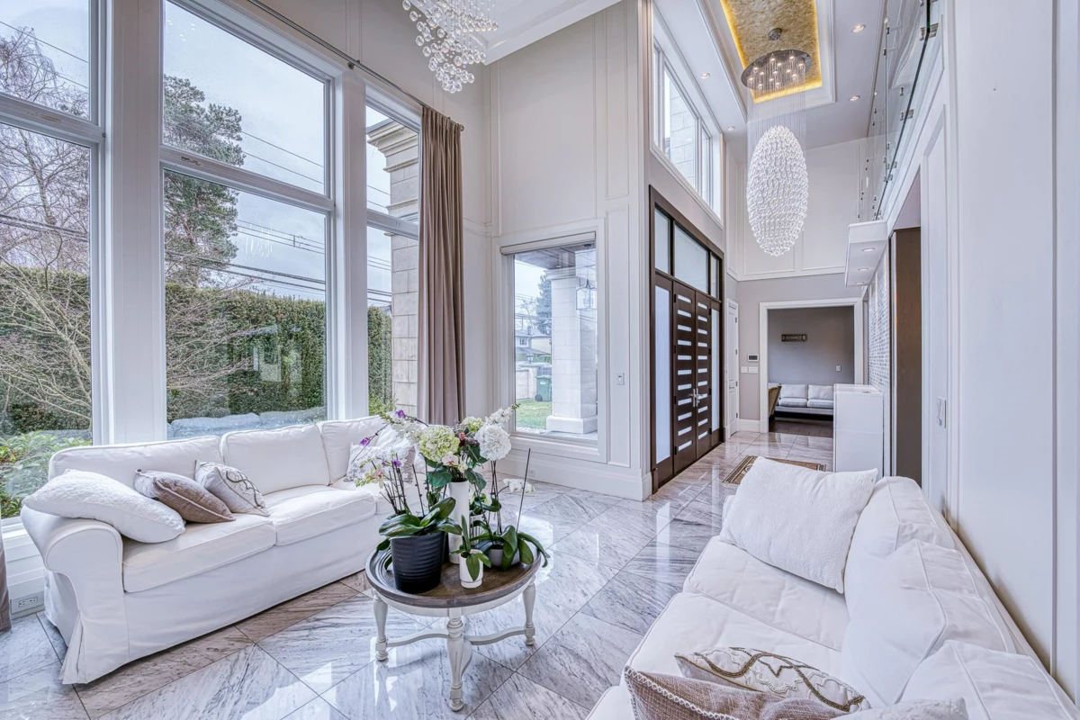 Family Room Photo of 3071 Steveston Highway, Richmond, BC