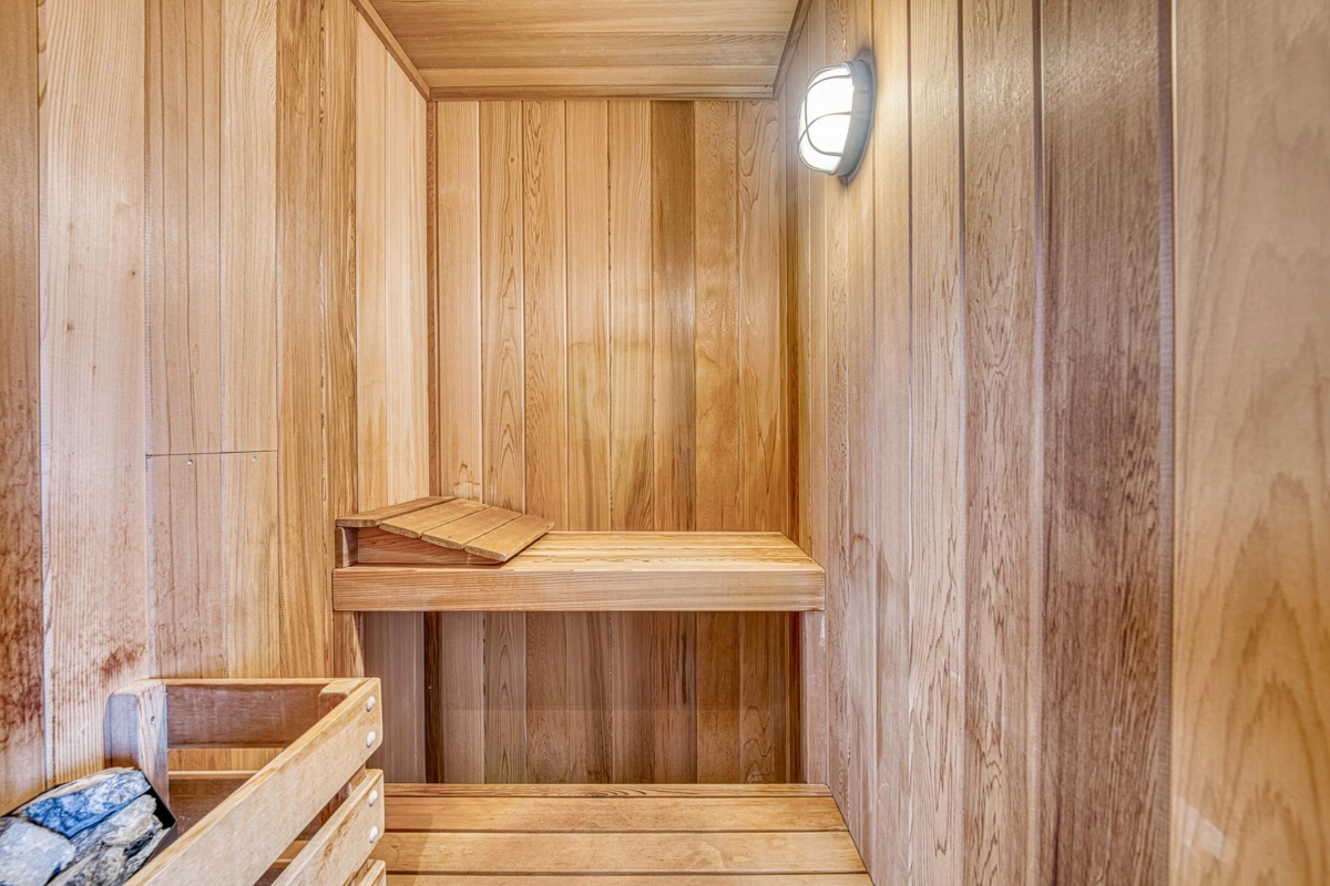 Neighborhood Park Photo Near 3071 Steveston Highway, Richmond, BC