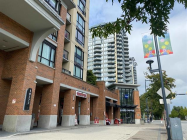 610 10777 University Drive, Surrey, BC