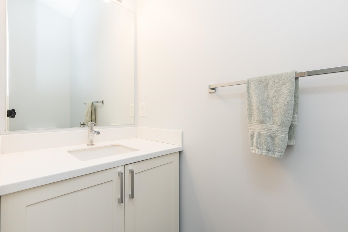 Entry Foyer Photo of 81 53480 Bridal Falls Road, Rosedale, BC