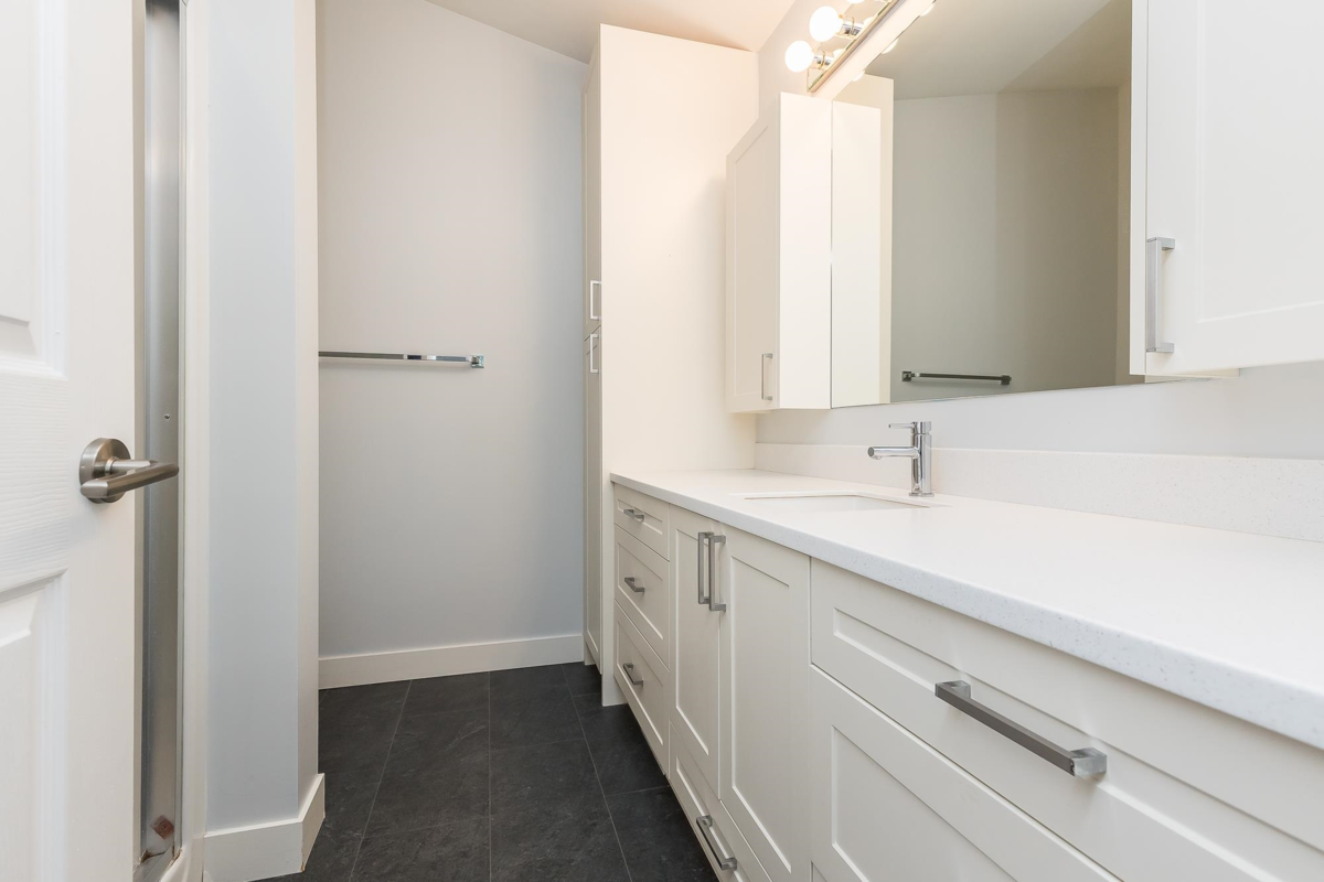 Laundry Room Photo of 81 53480 Bridal Falls Road, Rosedale, BC