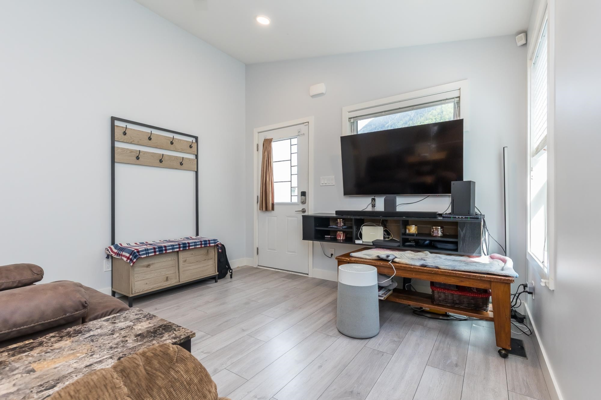 Powder Room Photo of 81 53480 Bridal Falls Road, Rosedale, BC