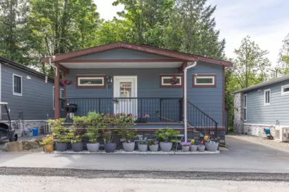 81 53480 Bridal Falls Road, Rosedale, BC, Rosedale — 1 bed single family residence for sale