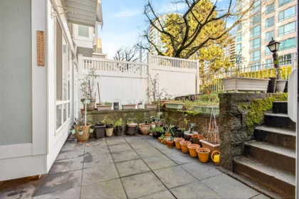 20 6588 Southoaks Crescent, Burnaby, BC