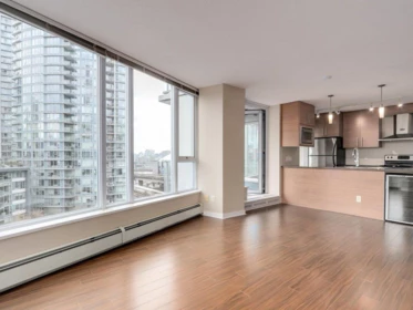 Kitchen Island Photo of 1006 188 Keefer Place, Vancouver, BC