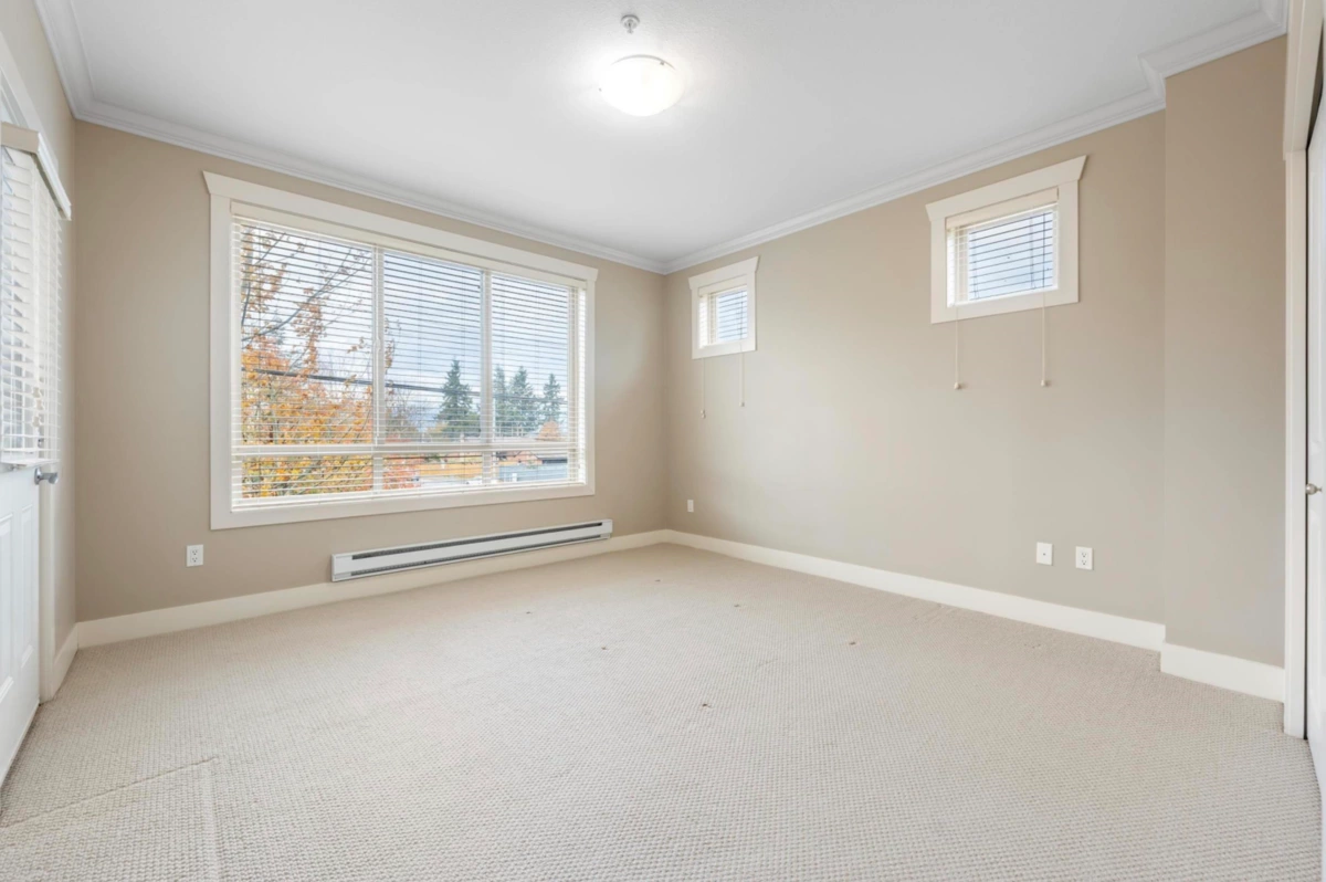 Loft / Bonus Room Photo of 210 15368 17a Avenue, Surrey, BC