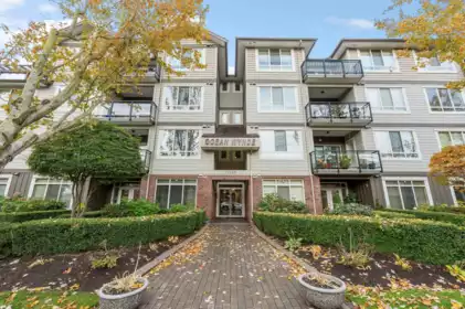 210 15368 17a Avenue, Surrey, BC, King George Corridor — 2 bed apartment/condo for sale