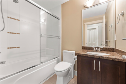 Office / Den Photo of 210 15368 17a Avenue, Surrey, BC